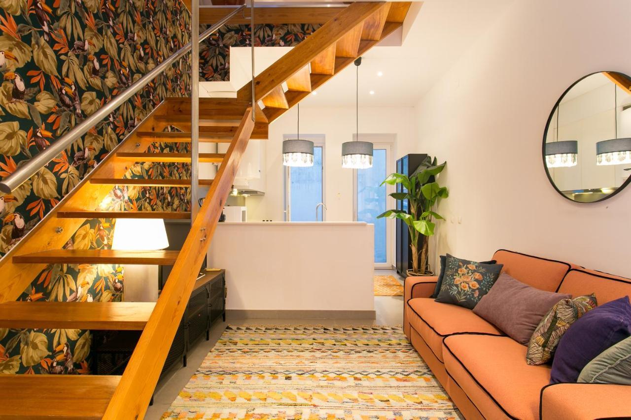 Beautiful House With Patio In Heart! Appartement Lisboa